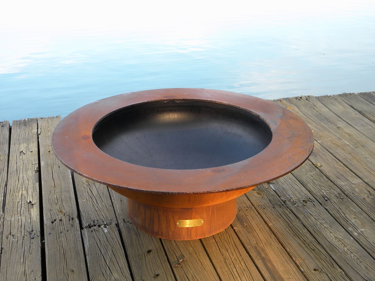 Fire Pit Art Saturn with Lid Gas Fire Pit