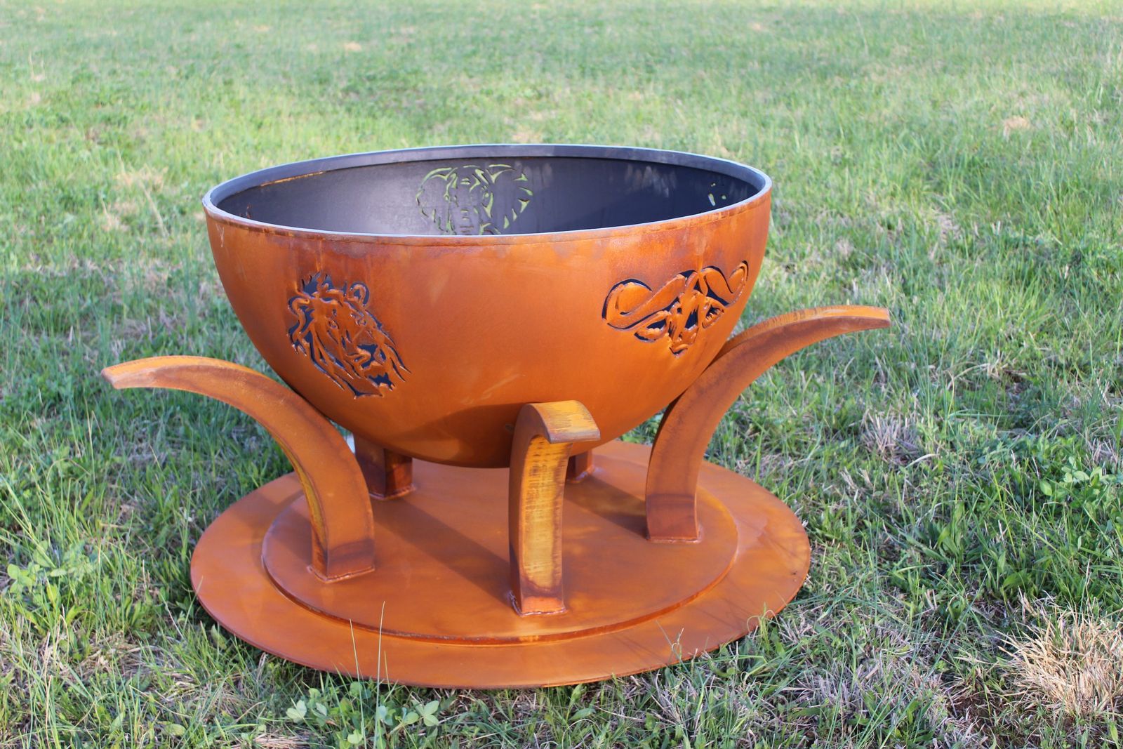 Fire Pit Art Africa's Big Five Gas Fire Pit